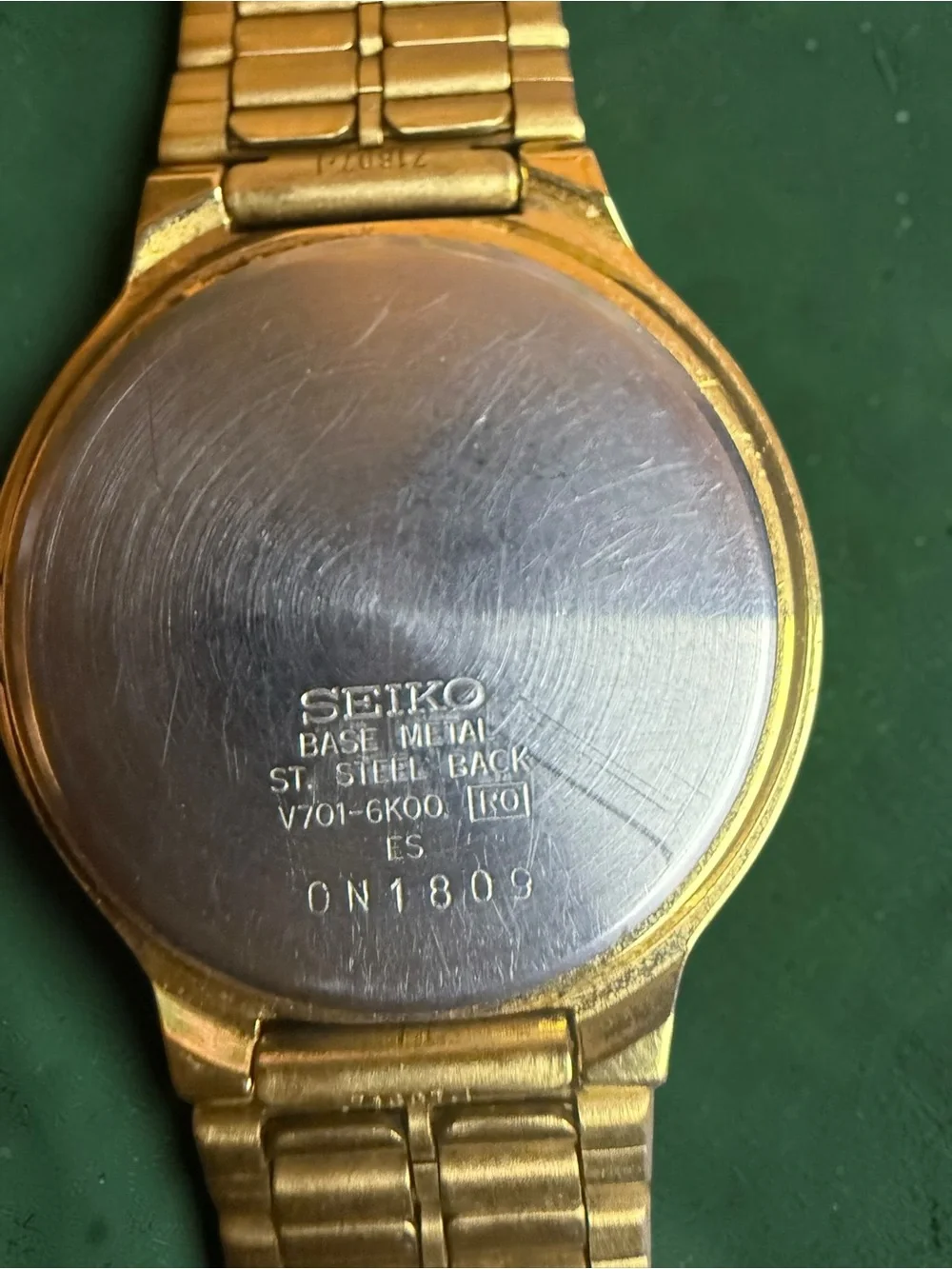 Vintage Seiko SX Quartz V701-6K00 Gold Tone Men’s Watch Japan Runs